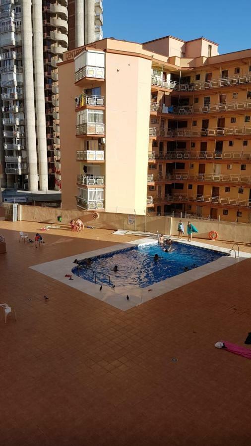Apartamento Silvia Torremolinos Luaran gambar